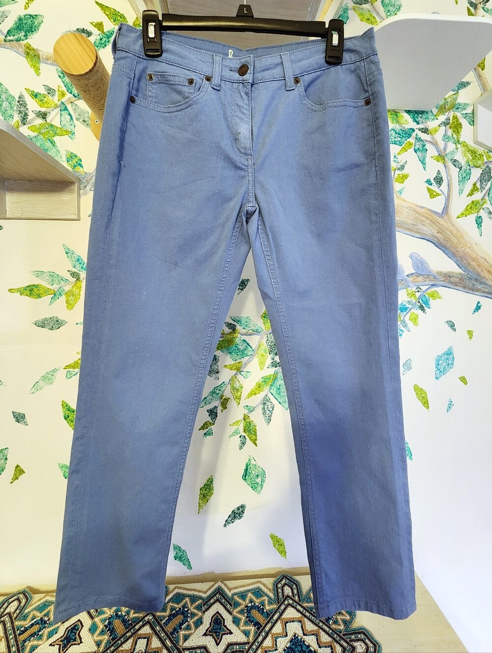 EUC Boden Skinny Crops Blue 8